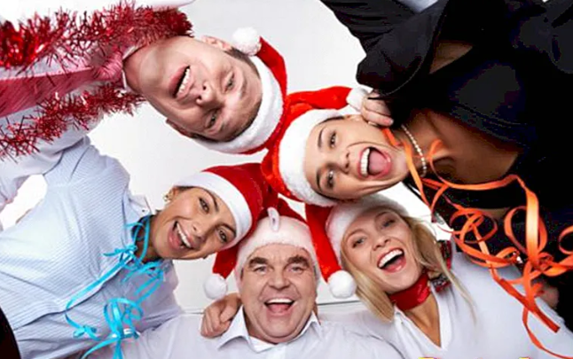 Наши восхитительные рождественские закуски идеально подходят для всех зимних праздников, от Рождества до Старого Нового года.