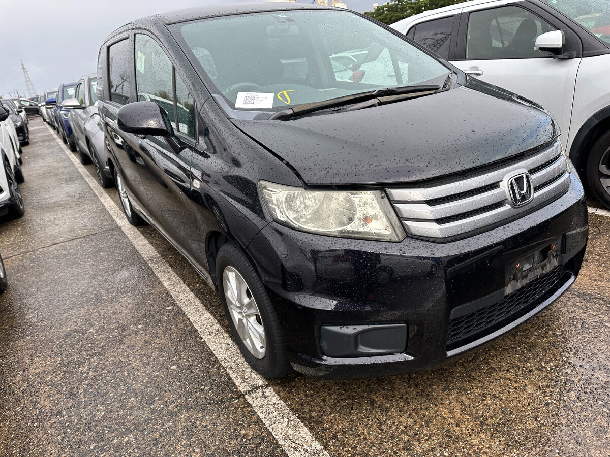 Купили под заказ Honda Freed Spike: очень функциональное авто за 850 000  рублей. | Авто из Японии | Дзен