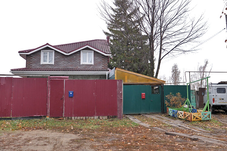    Рядом с развернувшейся в этом году стройкой нового театра им. Камала под изъятие попал частный дом и участок на Хади Такташа, 84