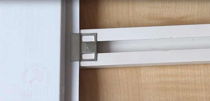Как устанавливать пластиковые двери-гармошка