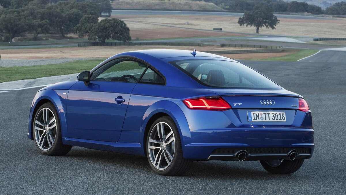 Tt t r. Ауди ТТ 2015. Audi TT 2015. A3 купе Лазурная. Б ьтт