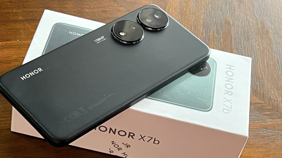 Выделяется из толпы: как смартфон HONOR X7b за 100 тысяч тенге сделает из  вас солидного человека | Bizmedia.kz | Дзен