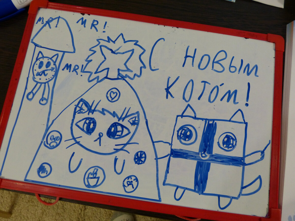 Сегодня Ляля иллюстратор блога. ей, кстати, нравится эта идея. если вам тоже, пишите в коментах :)  Фото мое