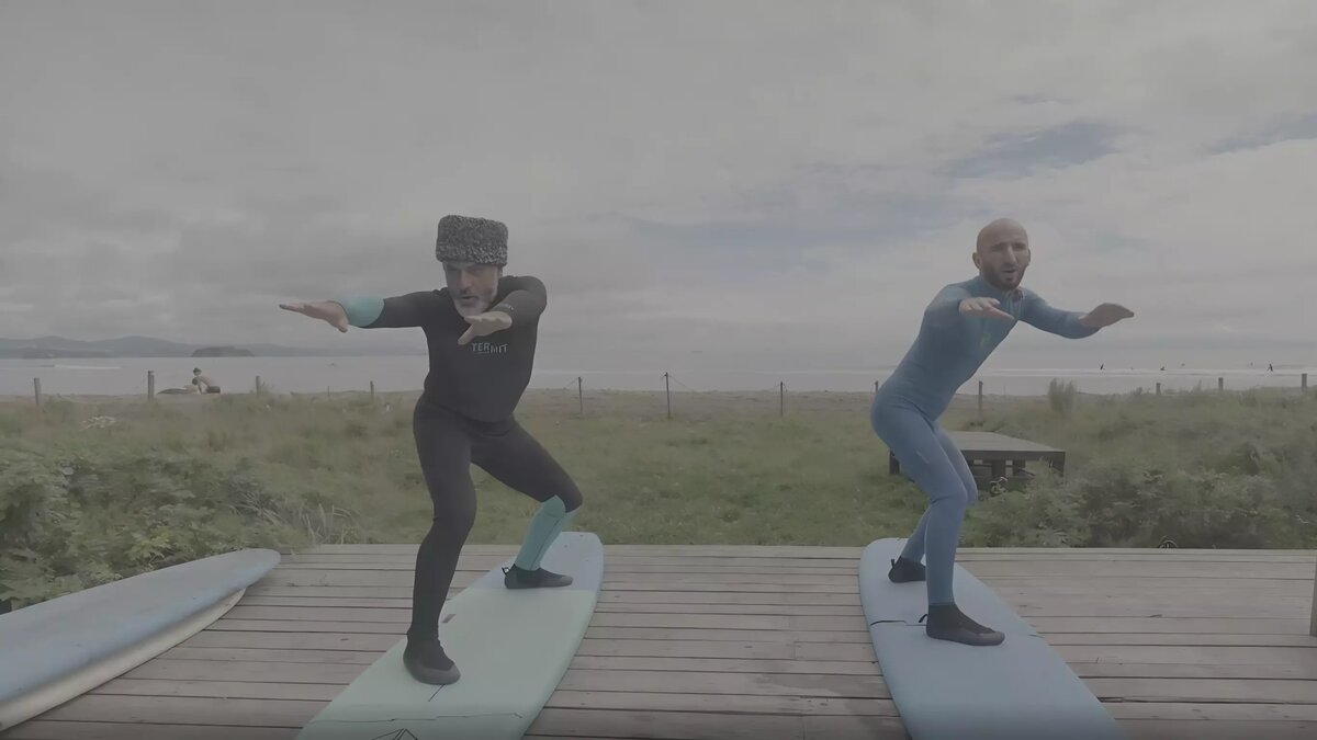     В самом начале следующей недели Владивосток станет героем нового популярного тревел-шоу «Орёл и Орёл» (16+). Программу о нашем городе — с легким кавказским юморным акцентом можно будет увидеть в VK Видео.