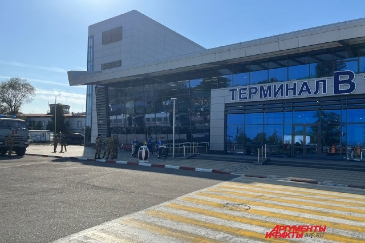    В аэропорту Надыма появился тягач для буксировки самолетов