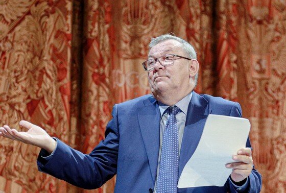    Владимир Урин