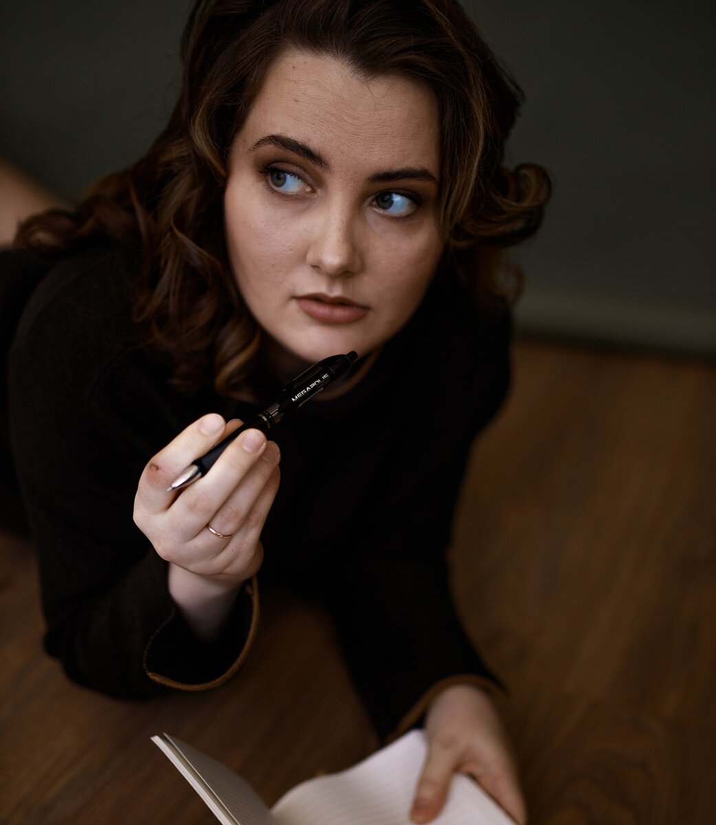 Типа сказочница 😊