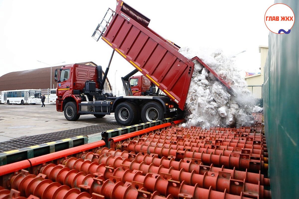 Столичные снегосплавные пункты работают в круглосуточном режиме 