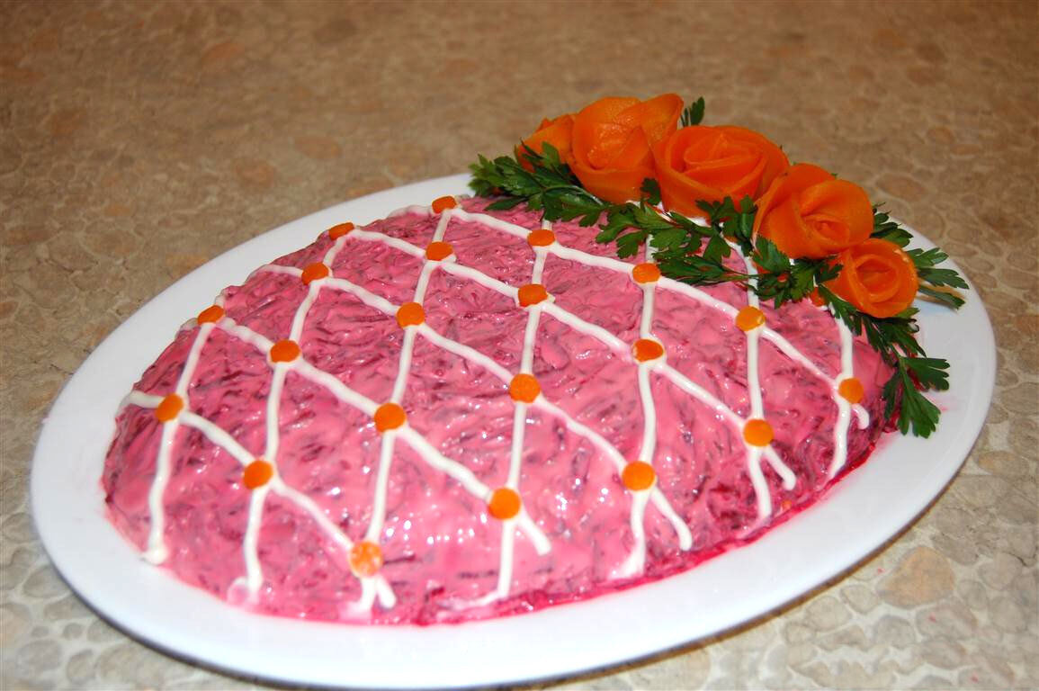 Традиционный салат "Селедка под шубой"