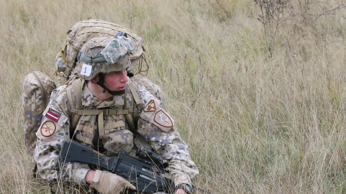 CC BY 2.0 / 7th Army Training Command / 1st Lt. Megan Burmeister / Latvia Best Squad - Day 1