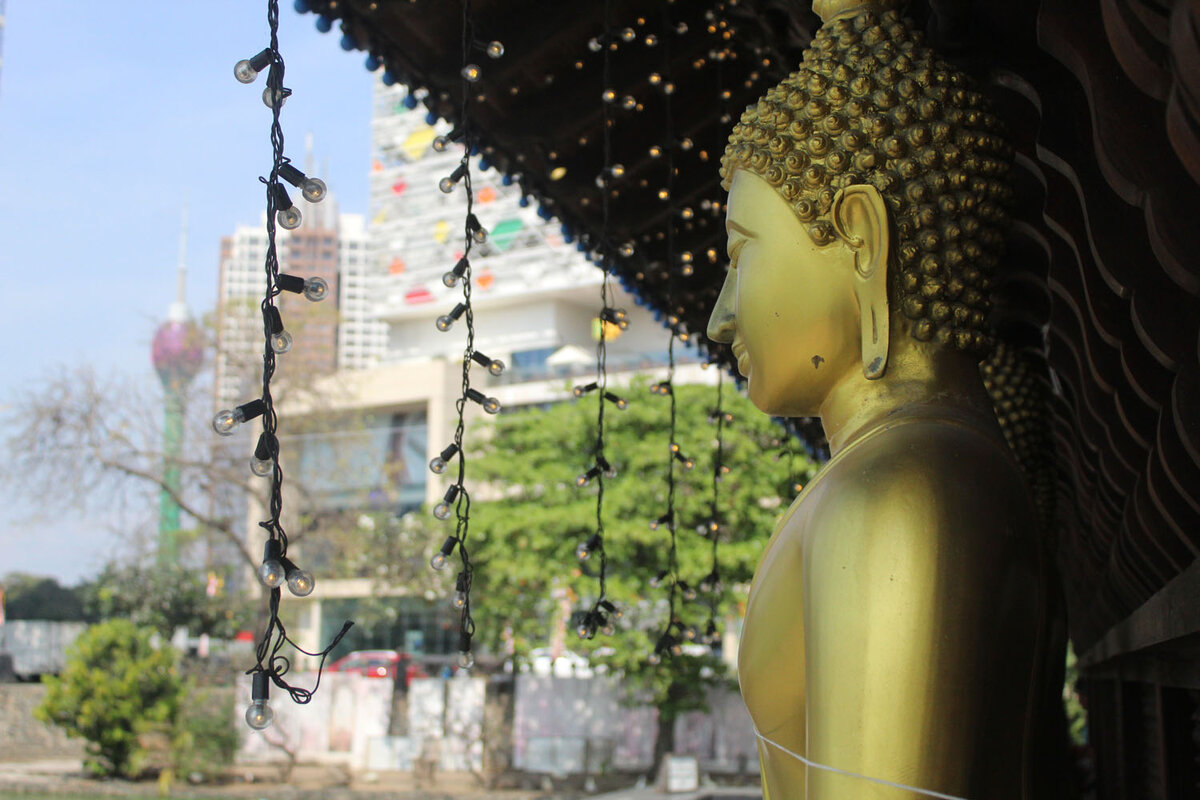 Символ Коломбо выглядит так