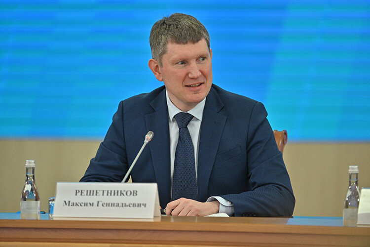    Максим Решетников: «Во многом то, что мы все сегодня здесь, — заслуга Радия Фаритовича. Честно говоря, это его идея. Если бы он так настойчиво не продвигал эту тему, может быть, мы бы еще ее отложили» Фото: glavarb.ru