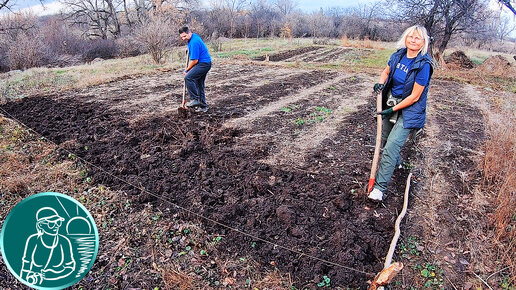 Download Video: Перекопка земли без мотоблока 🚜 Когда копать огород 🌱 Обработка глинистой почвы