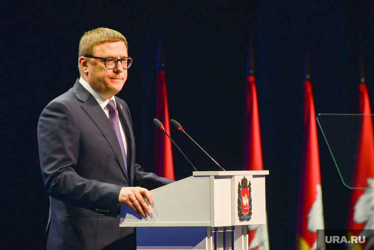    Алексей Текслер выступил с инициативой, чтобы выпускники медвузов несколько лет отработали в государственных медучреждениях