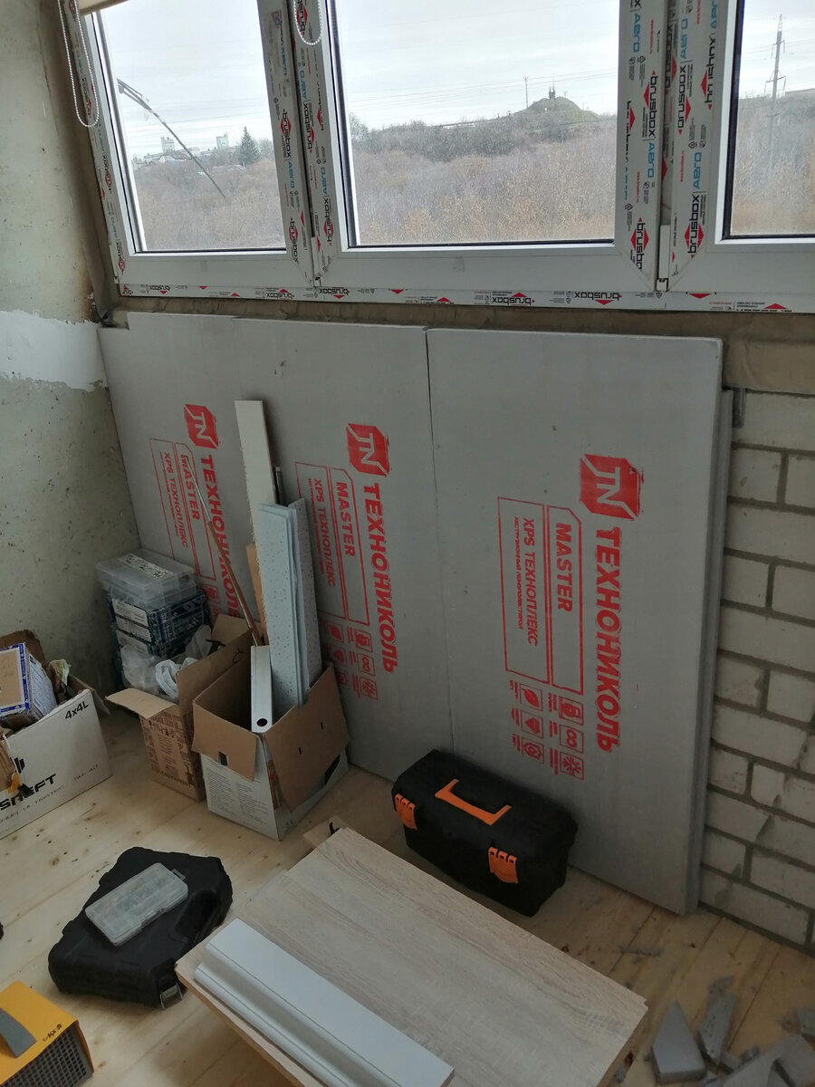 Утепляем стену. Фото автора. 