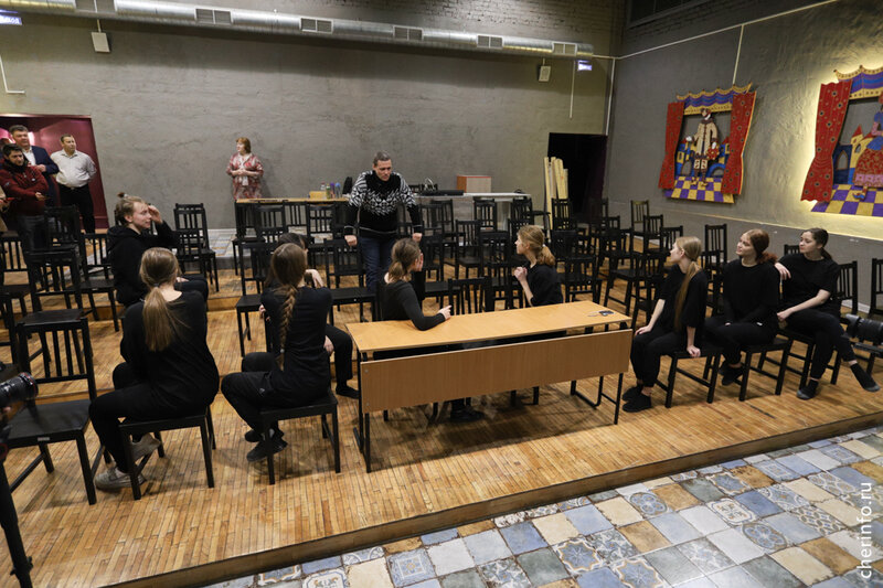    Школа креативных индустрий заработала в училище искусств. Здесь четыре студии: звукорежиссуры, анимации, 3D-дизайна и фото- и видеопроизводства