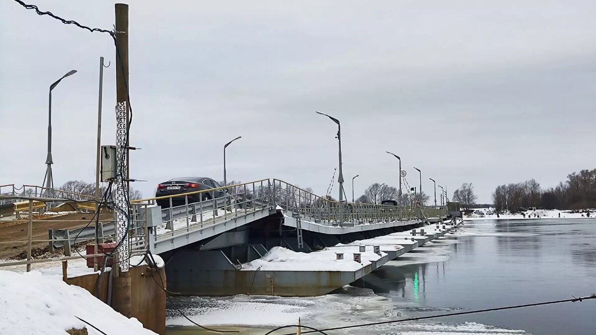     Движение по понтонному мосту в Павловском округе возобновилось с 1 декабря. Новость сообщила районная администрация в социальных сетях.