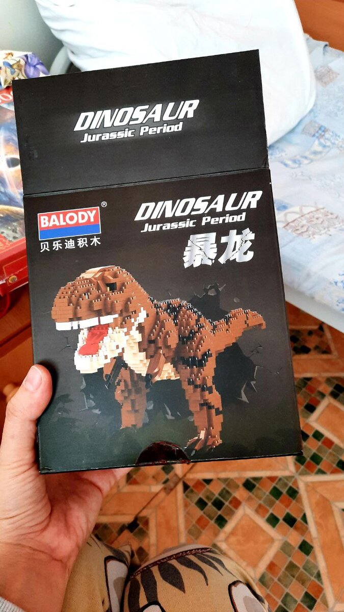 И здесь это лего🫣 у нас дома оно везде, абсолютно везде🫣 мне кажется если собрать его вместе - можно построить нашу двухэтажку🫣 теперь и здесь оно 😵‍💫