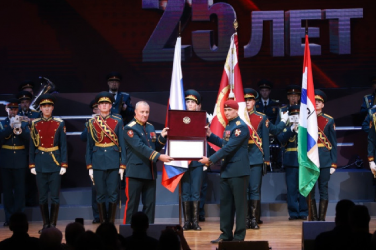    В Новосибирске отряду «Ермак» вручили грамоту президента Путина