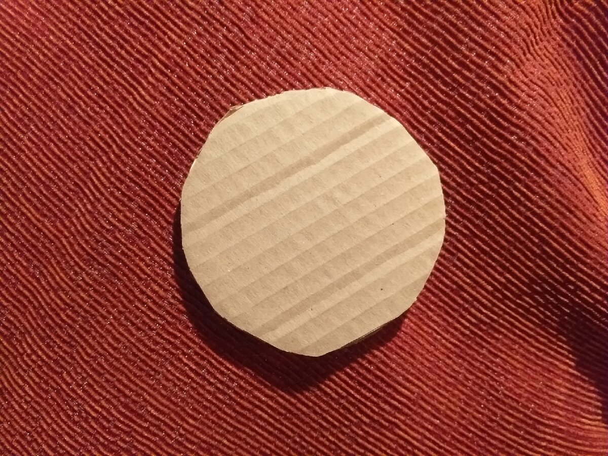 Фото автора. Укрепление шляпы 