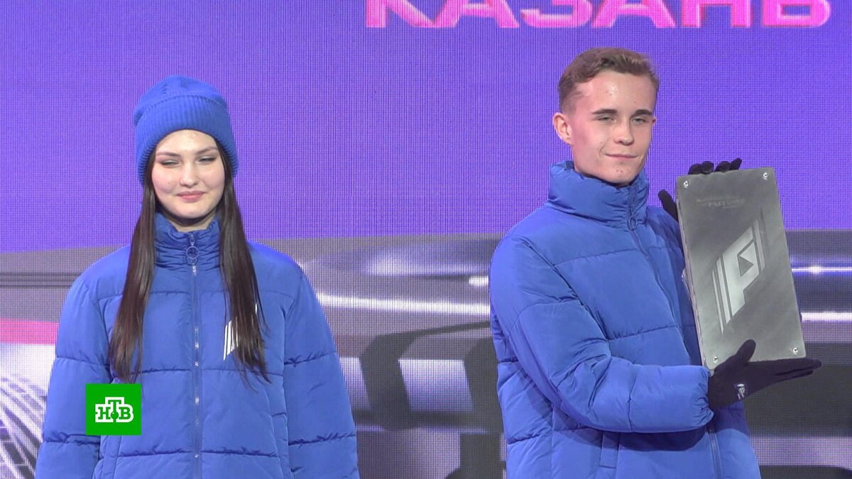    Футуристический трофей «Игр будущего» начал свое турне по России