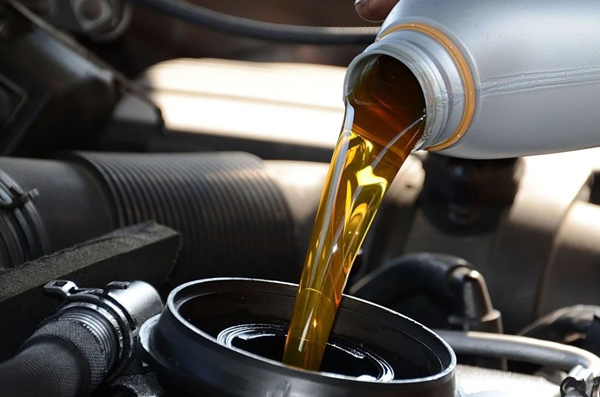 Замена моторного масла на Lexus