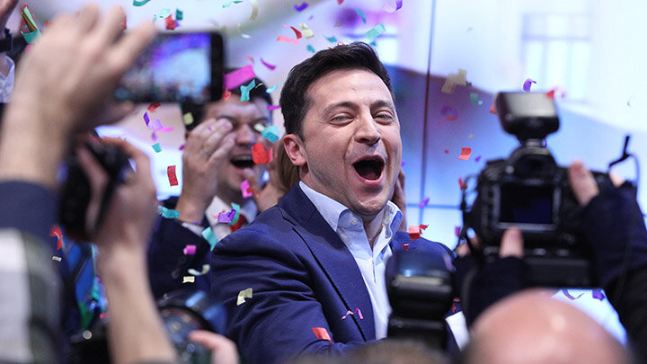 ТЕКУЩАЯ ОБСТАНОВКА НА УКРАИНЕ ДАВАЛА ЗЕЛЕНСКОМУ ХОРОШИЕ ШАНСЫ НА "ПОБЕДУ" НА ПРЕЗИДЕНТСКИХ ВЫБОРАХ В 2024 ГОДУ И ПЕРЕИЗБРАНИЕ НА ВТОРОЙ СРОК. ФОТО: DANIL SHAMKIN/ZUMAPRESS.COM/GLOBAL LOOK PRESS