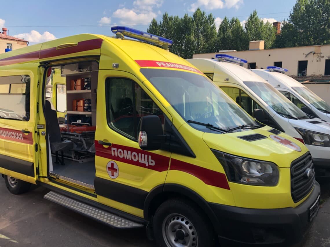 Машина скорой помощи казань. Частная скорая медицинская помощь. Номер платной скорой. Профмедлига скорая. Частная скорая.