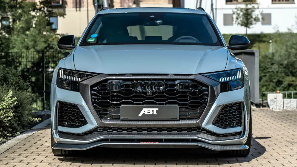 Является ли ABT Audi RS Q8-S альтернативой Lamborghini Urus? Особенно для тех, кто предпочитает более сдержанный, но все же мощный внедорожник? Мы верим, что ДА!-2