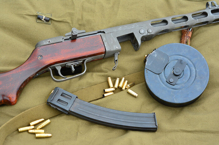 ППШ достаточно тяжел. |Фото: master-gun.com.