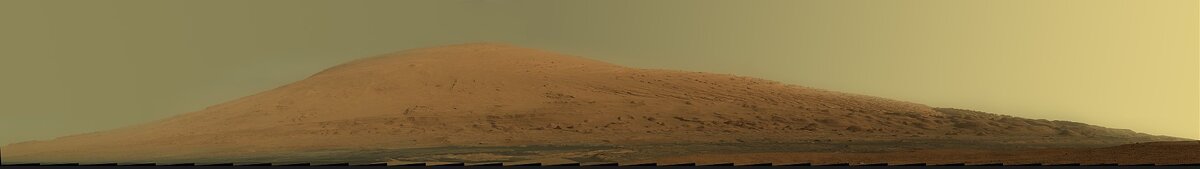 Это та же ,казалось бы, панорама, только в естественных, как утверждается цветах.