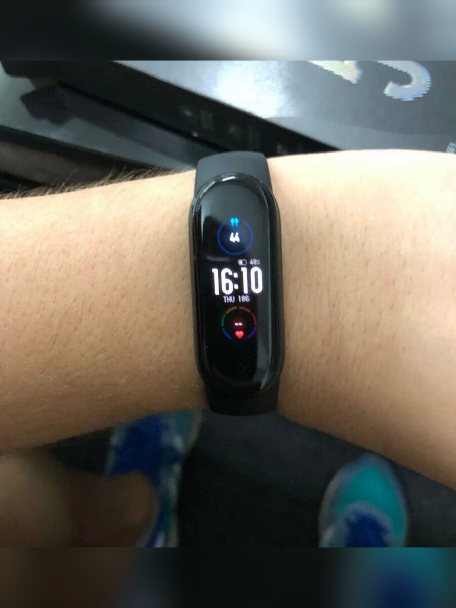 Фитнес браслет xiaomi 5 цена. Браслет Xiaomi mi Band 5. Xiaomi mi Band 6 коробка. Часы Xiaomi mi Band 5. Браслет Xiaomi mi Band 6.