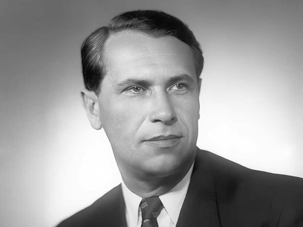 Марк Бернес