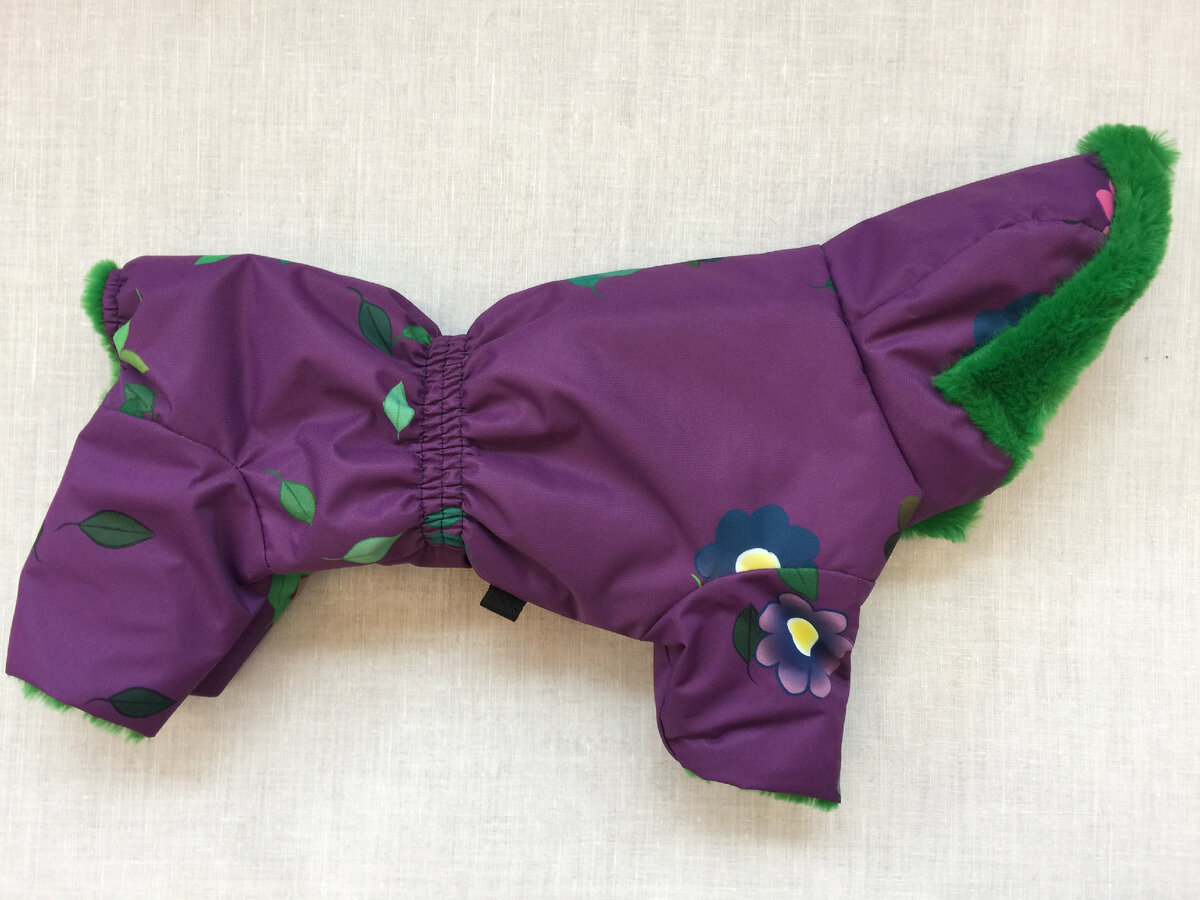 Комбинезон для маленьких собак с закрытыми лапами