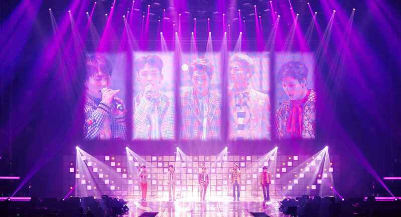 Группа SHINee