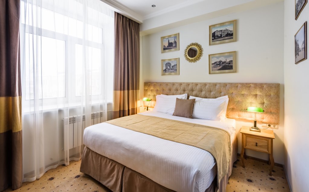 Отель "Централь", фото Ostrovok.ru. Реклама. ООО «Бронирование гостиниц». ИНН 7703389880