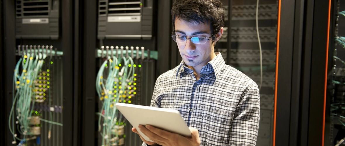 профессия айтишник. It человек. It специалист.