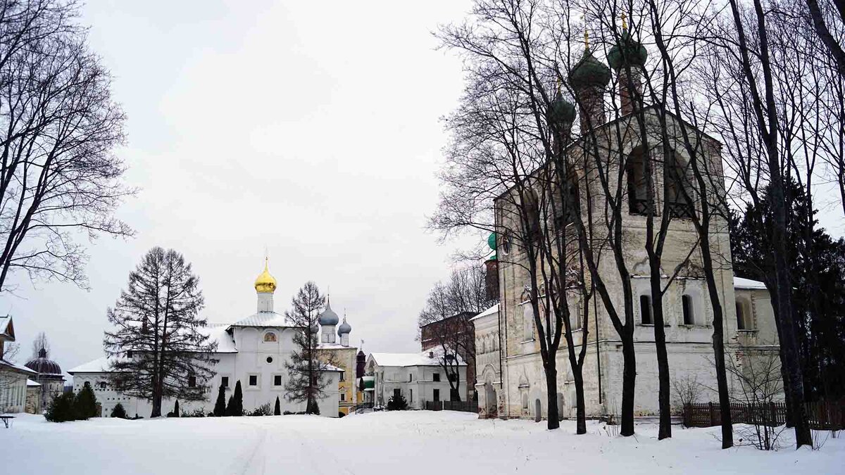 В тени Суздаля и Ростова. Борисоглебский монастырь-крепость на Золотом  кольце России. История расцвета и запустения | Путешествую по России | Дзен