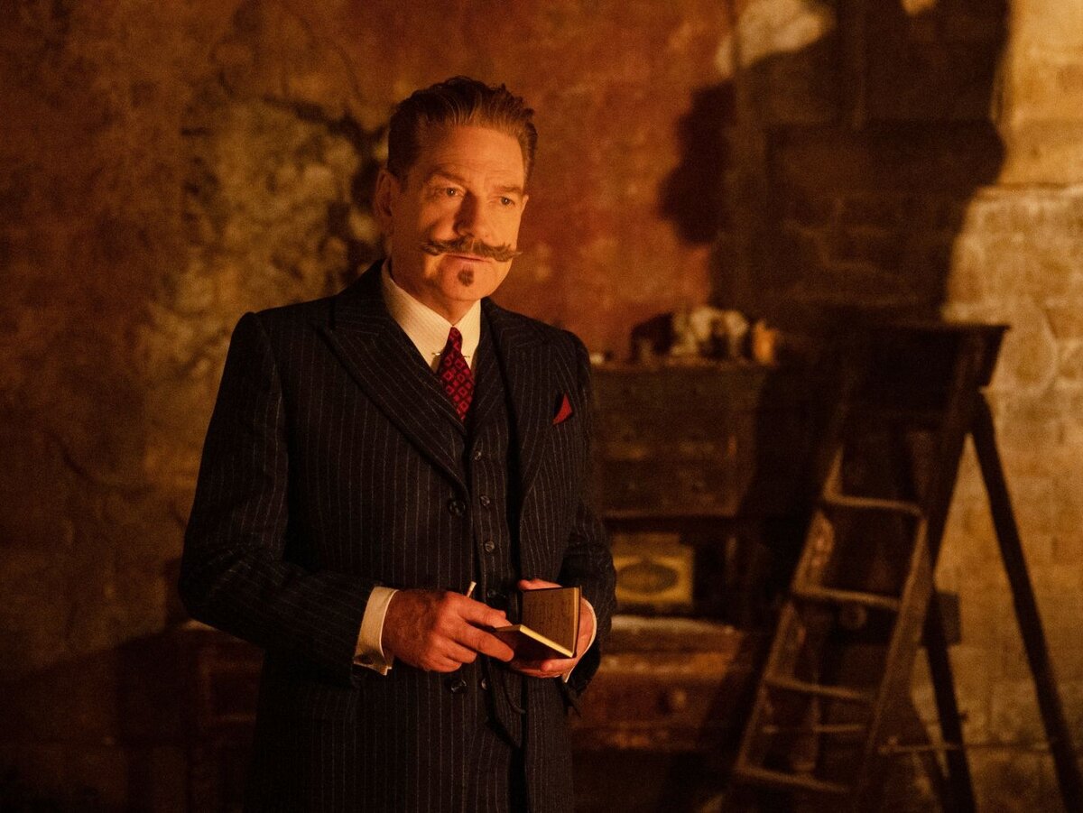 Кадр из фильма «Призраки Венеции», 2023 год, режиссер Кеннет Брана