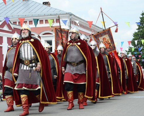 Шоу Ратоборцев Коломна https://kolomna-kreml.ru/ekskursii-i-razvlecheniya/interactive/shou-ratoborcev/?ysclid=lpnzebzzl241374198