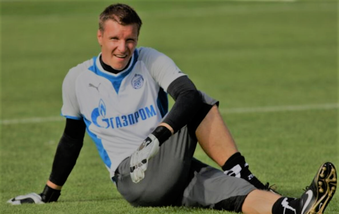 Дмитрий Бородин - воспитанник питерского футбола так и не прижившийся в Зените