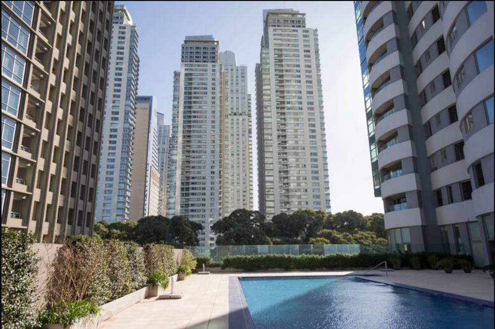 Внешний сектор бассейна башни Альвеар. Фото из открытых источников.