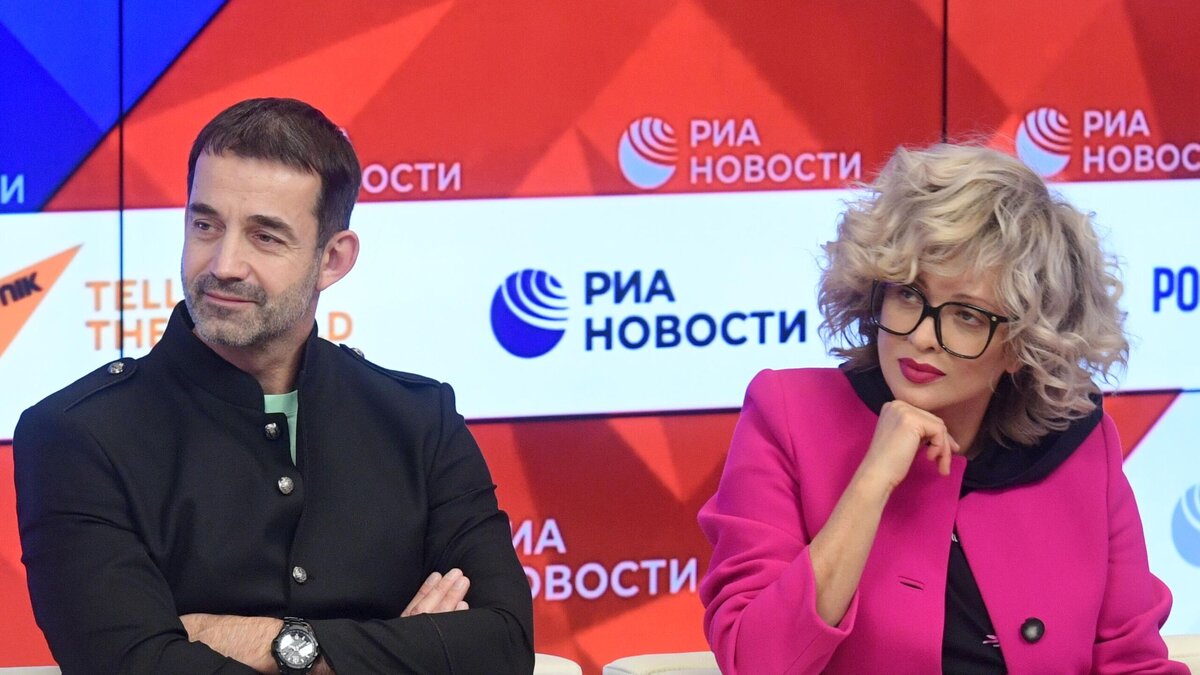   Ребенок-подросток совсем отбился от рук? Дмитрий Певцов и Ольга Дроздова придумали, как привести сына в чувства© РИА Новости | Владимир Трефилов