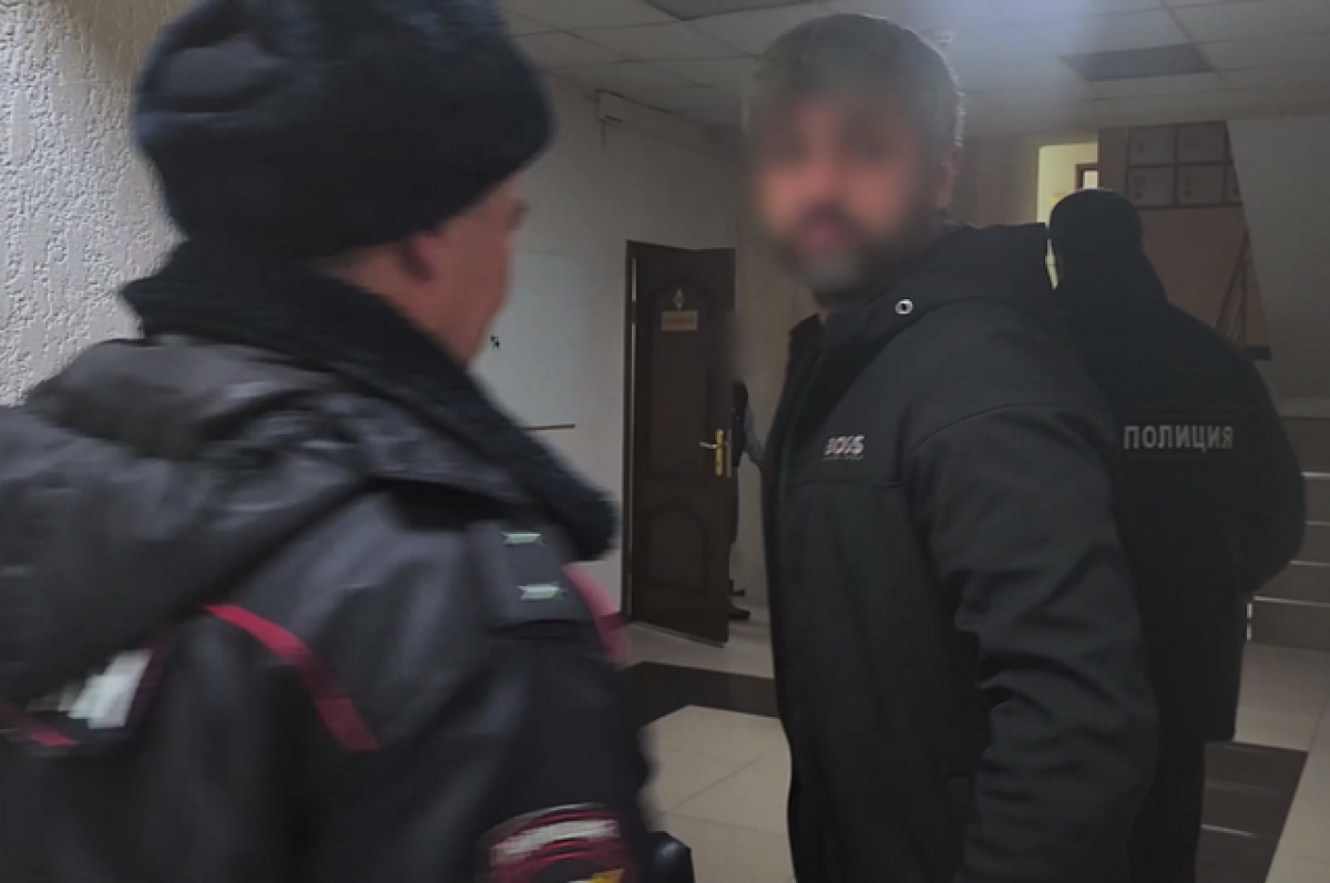    Следователи КЧР задержали разыскиваемого за убийство мужчину в Адыгее