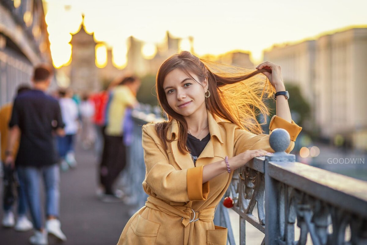 Девушки города свободного. Фотограф Гудвин. Фотограф Гудвин Вика. Фотограф Гудвин фото блондинка.