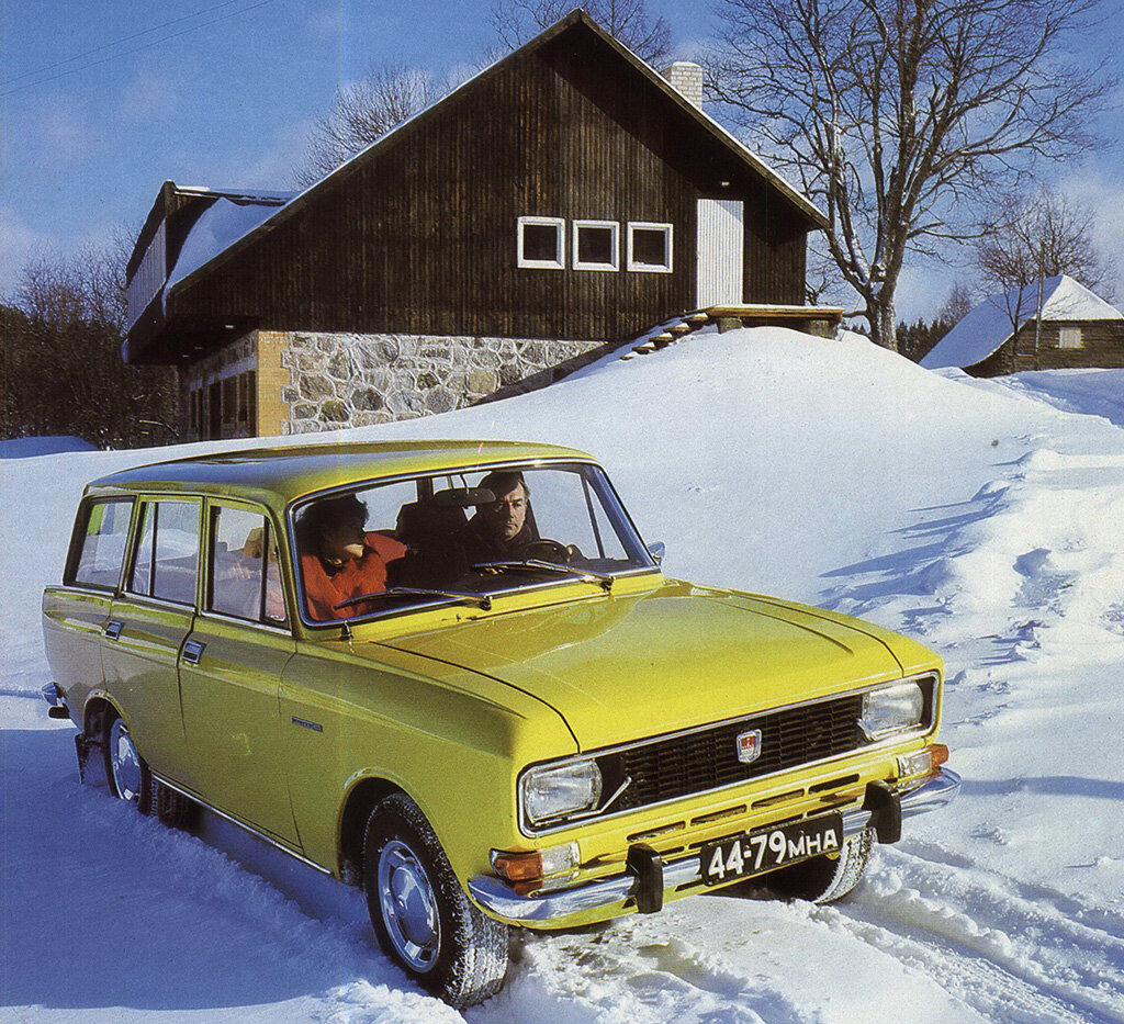 Яркие зимние рекламные фото советских машин отражали действительность лишь очень приблизительно. Обратите внимание на шины.