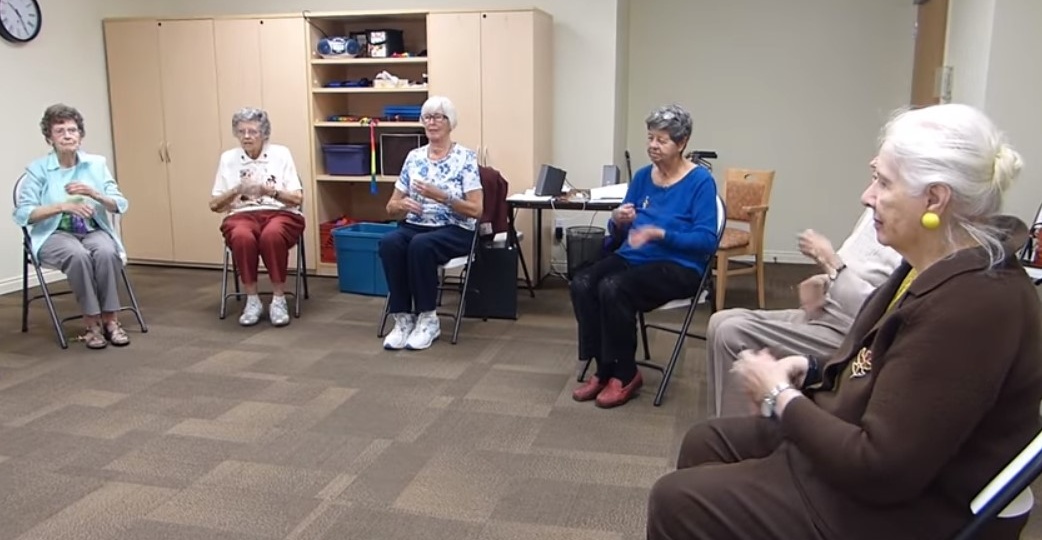 Как сохранить активный образ жизни при ограниченной подвижности ног? Вот способ для колясочников и при артрозе/артрите суставов ног