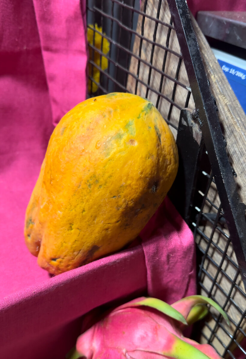 Недешево стоят фрукты в Гоа, с учетом того, что в начале ноября там ...