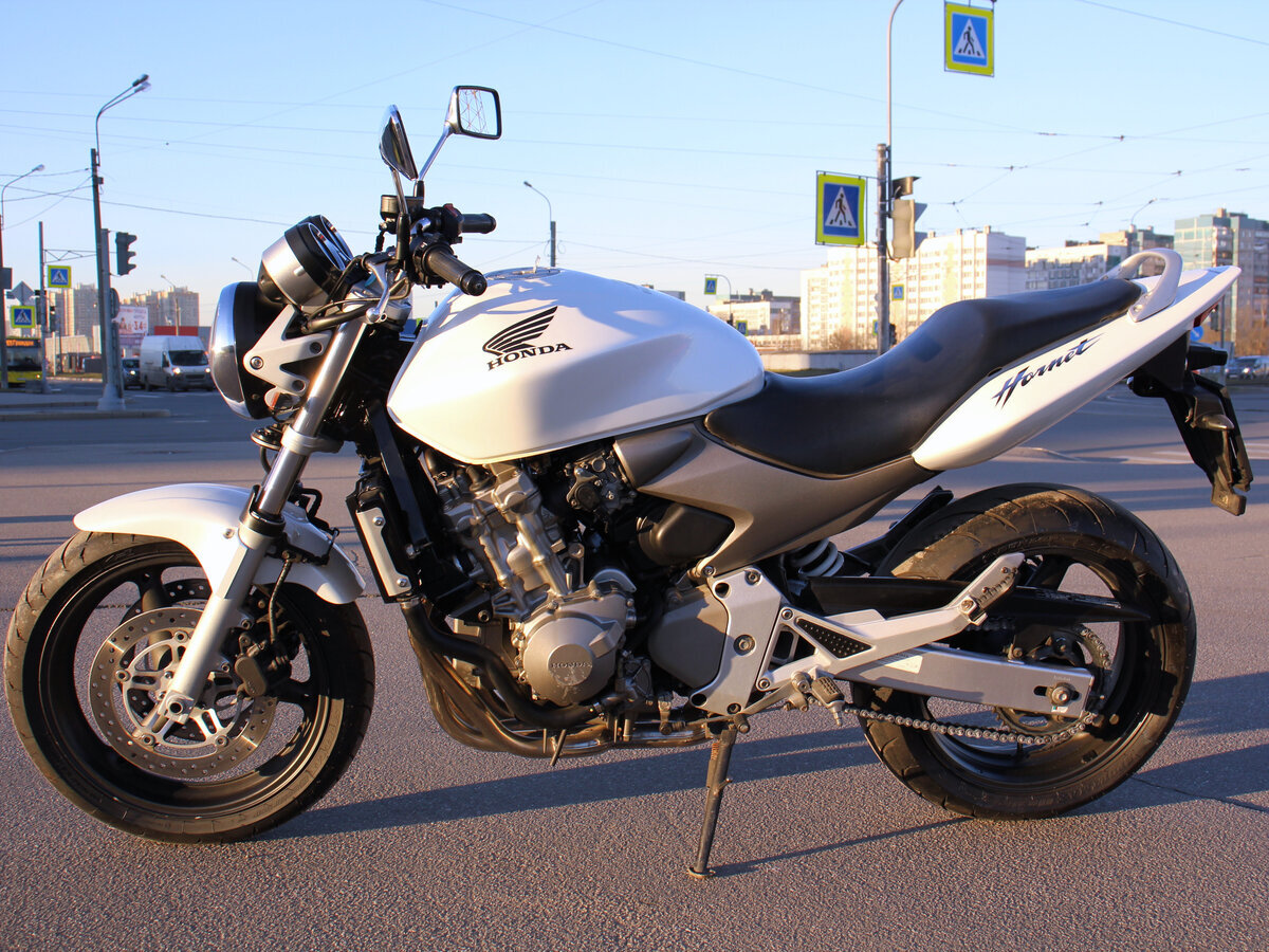 Honda Hornet 600 Street Fighter