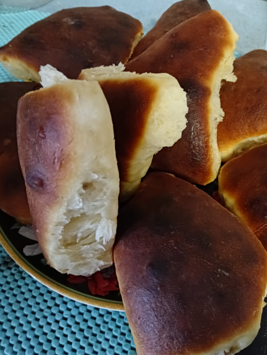 На этот раз пирожки с повидлом .
